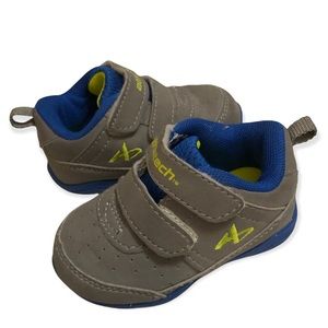 ATHLETECH non marking velcro sneakers NWOT size 3 (baby/toddler) CRUISER